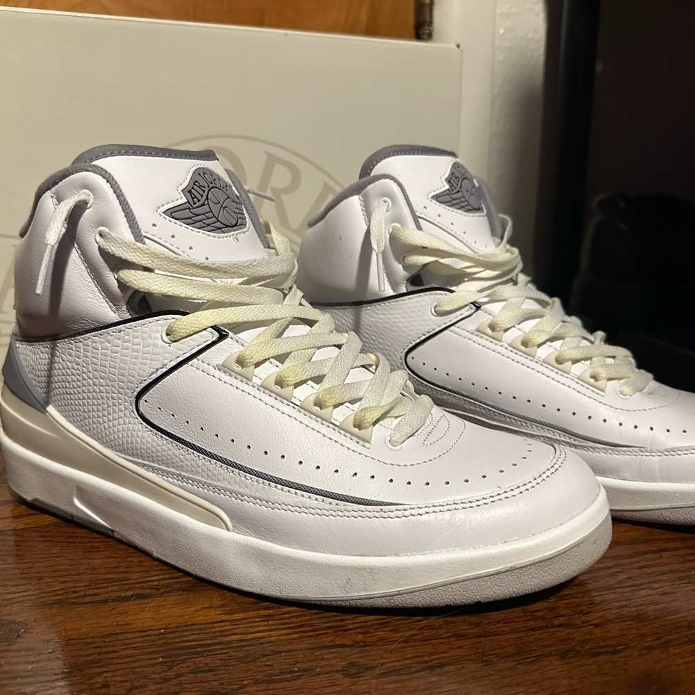 Jordan Retro 2